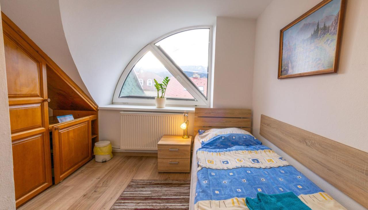 Penzion Blesk Ruzomberok Exteriör bild
