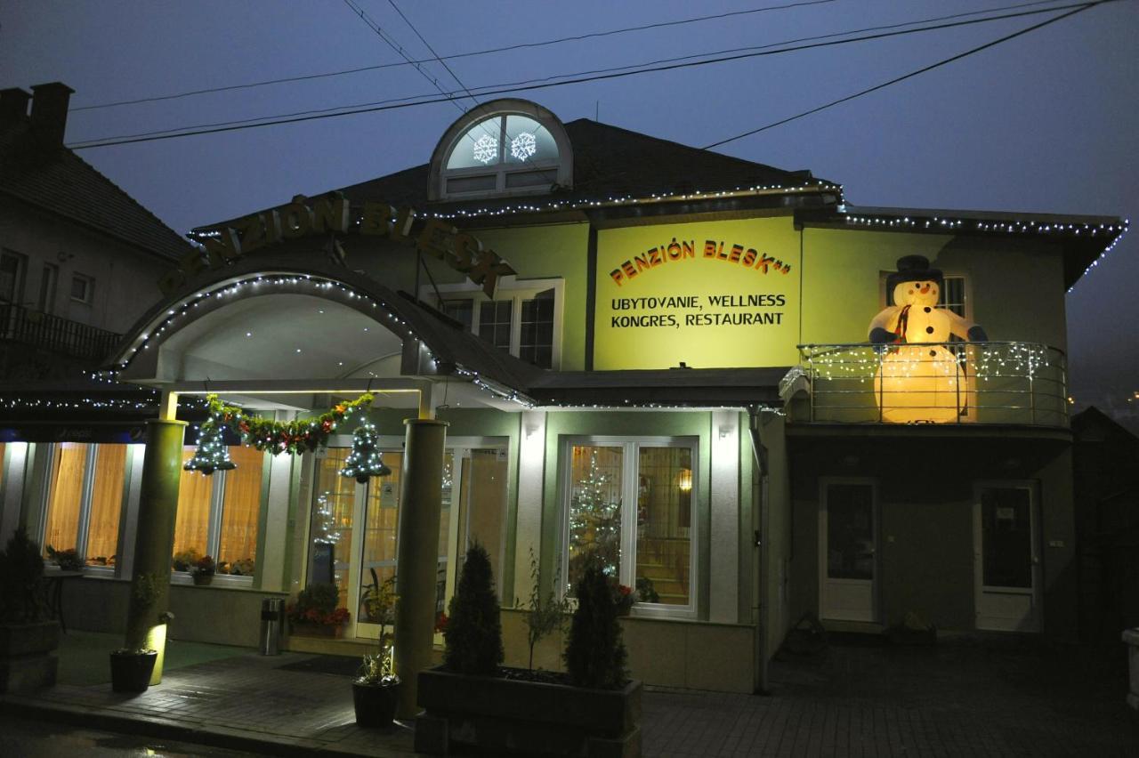 Penzion Blesk Ruzomberok Exteriör bild